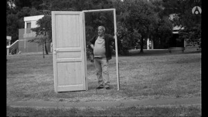 Du monde aux portes