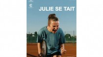 Julie se tait